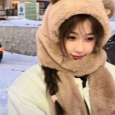 报告王爷，王妃是只猫